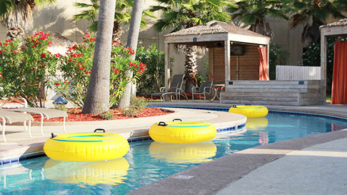 Lazy River & Swimming Pool | Hollywood Casino Gulf Coast