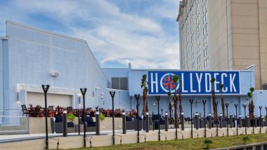 hollydeck