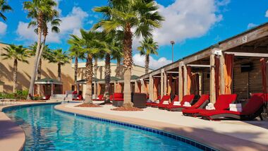 lazy river at pool